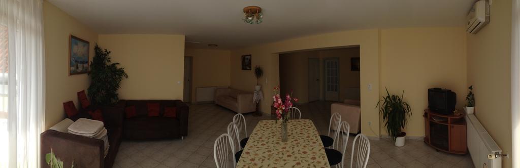 Szaloky Apartmanhaz Gyenesdias Ngoại thất bức ảnh