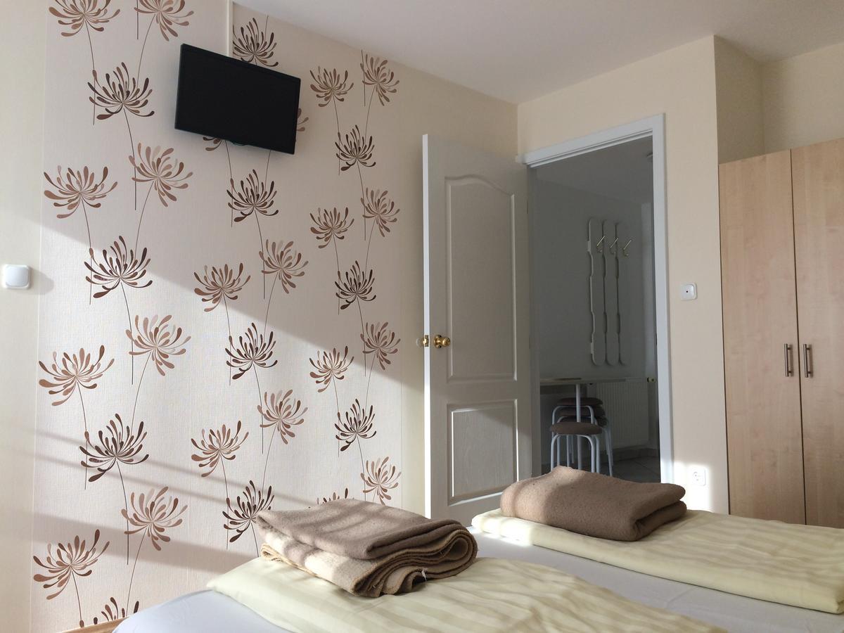 Szaloky Apartmanhaz Gyenesdias Ngoại thất bức ảnh