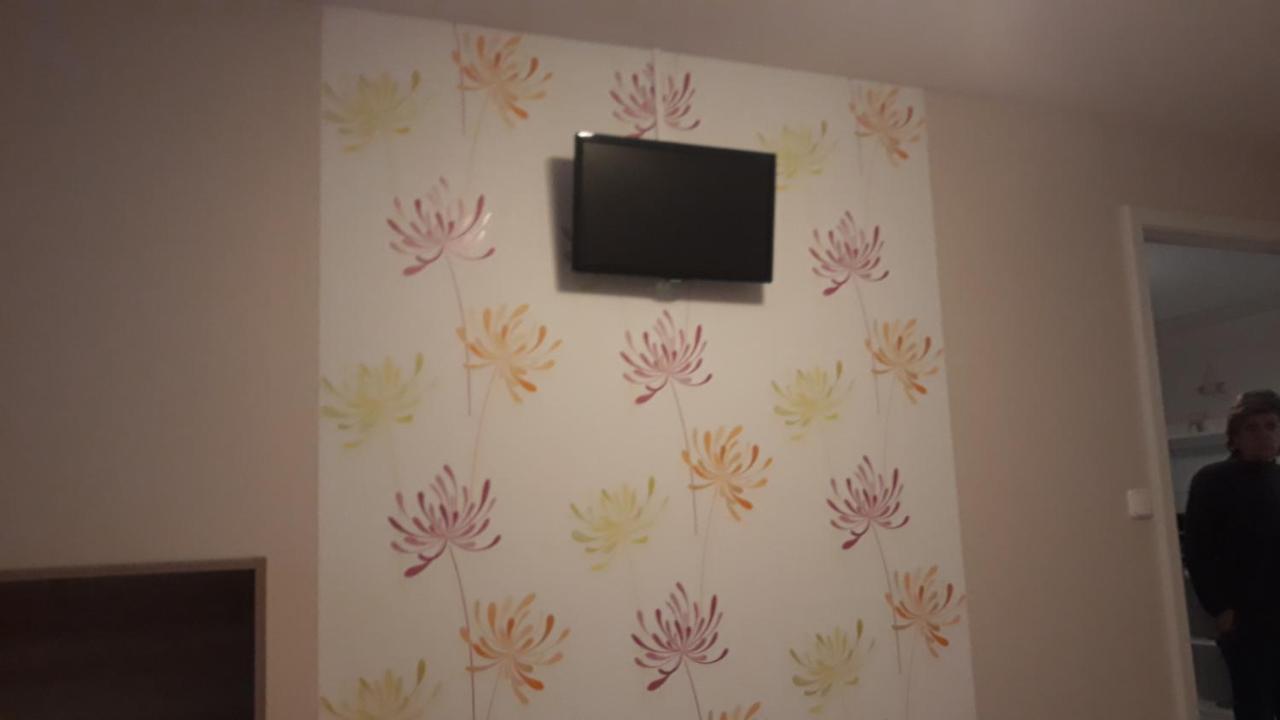 Szaloky Apartmanhaz Gyenesdias Ngoại thất bức ảnh